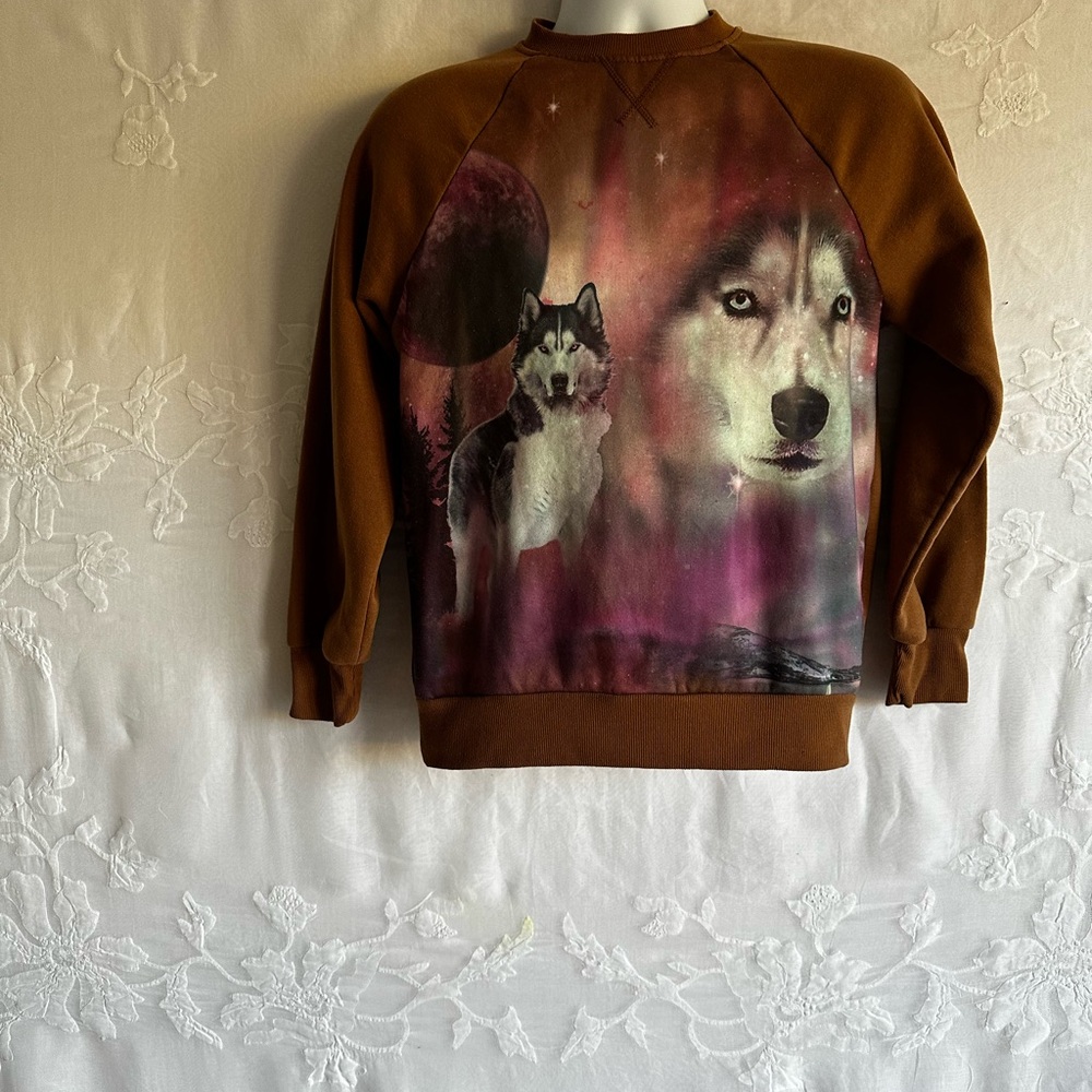 No Boundaries Women’s Graphic Wolf Sweatshirt,Streetwear,Bold Print - Picture 6 of 11